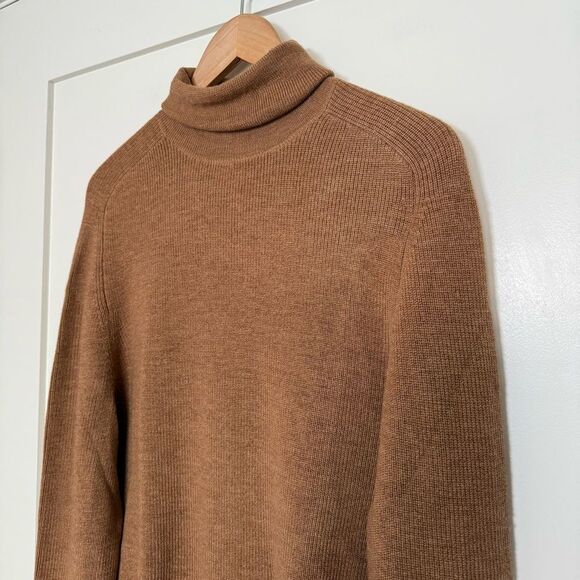 J Crew Destination Sweater Mens Sz M Camel 100% Merino Wool Turtle Neck Soft - Picture 2 of 11